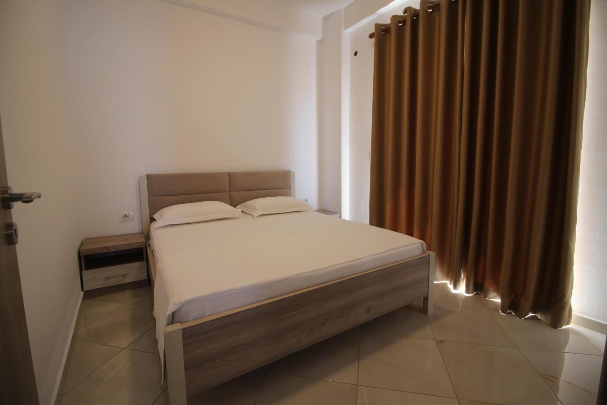 Saranda Apartaments Meta Luaran gambar